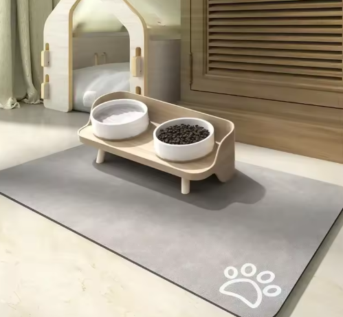 Quick-Dry Paw Print Feeder Mat