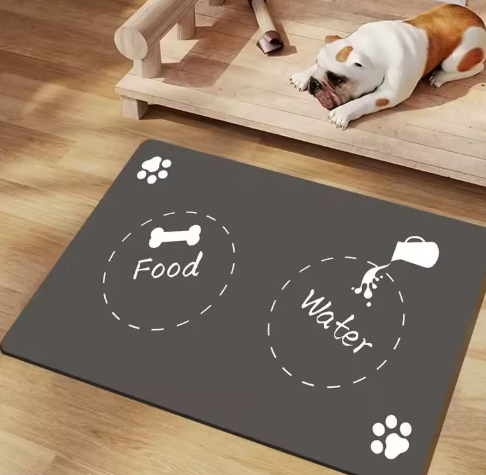 Quick-Dry Paw Print Feeder Mat